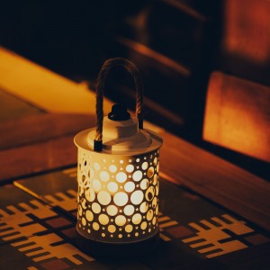 LED-bordlampe/bærbar og oppladbar lanterne Innendørs og utendørs fritidsbelysning