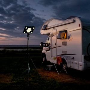 Portable Solar Rechargeable Led Camping Light/Garden Tripod Light